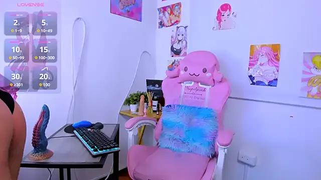 Try our streaming cams variety and talk on a personal level with our adorable girls streamers, showing off their bountiful shapes and dildos.