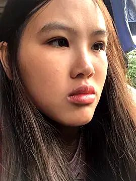 Mai_lovely from StripChat is Freechat