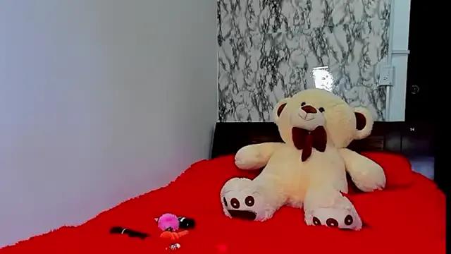 maia_bronce from StripChat
