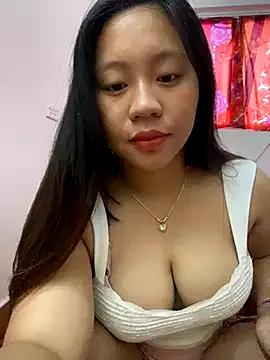 Maianhcute from StripChat