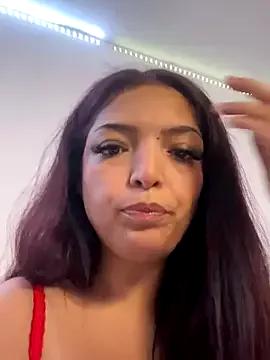 maj0lie from StripChat is Freechat
