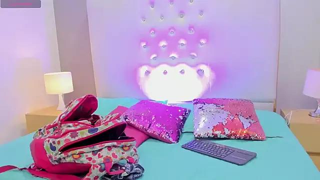 majo_rosse from StripChat is Freechat