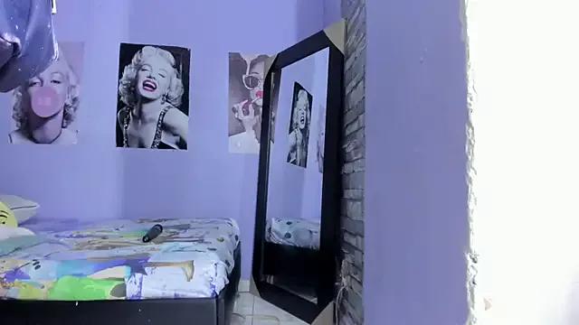 Try our streaming cams variety and talk on a personal level with our adorable girls streamers, showing off their bountiful shapes and dildos.