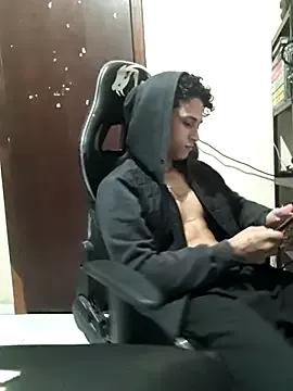 MALIK-PARVATI from StripChat is Freechat