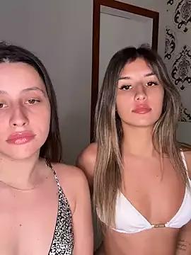 mamacitasfire from StripChat