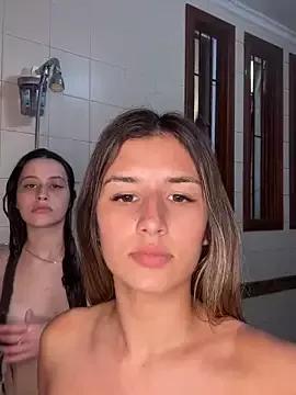 mamacitasfire from StripChat
