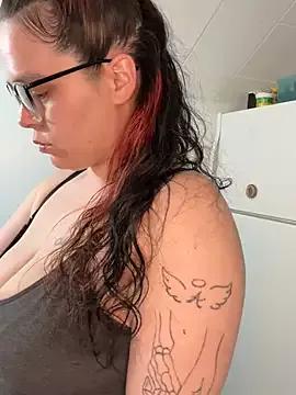 MamaSpicy from StripChat
