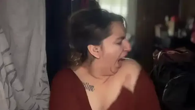 mamifresita from StripChat is Freechat