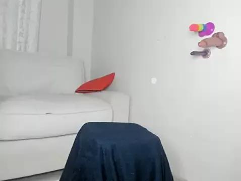 Mamii_water from StripChat