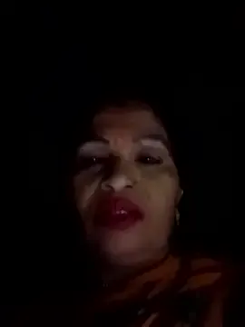 Manavi_x on StripChat 