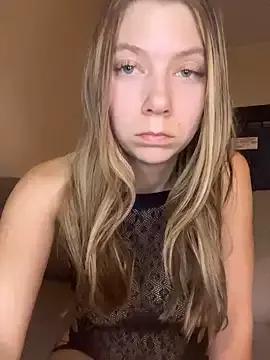 Mandispandis1 from StripChat