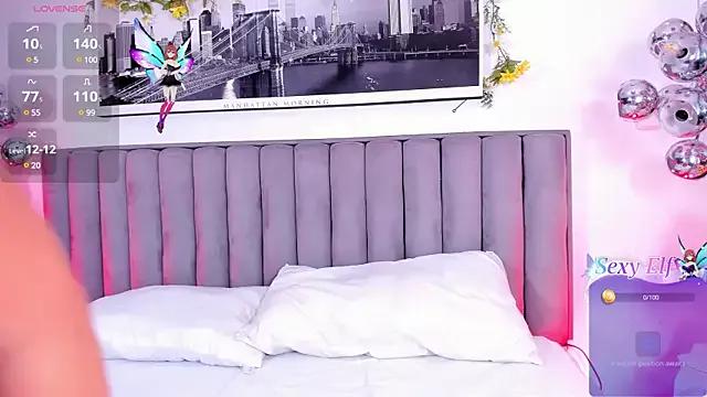 Try our streaming cams variety and talk on a personal level with our adorable girls streamers, showing off their bountiful shapes and dildos.