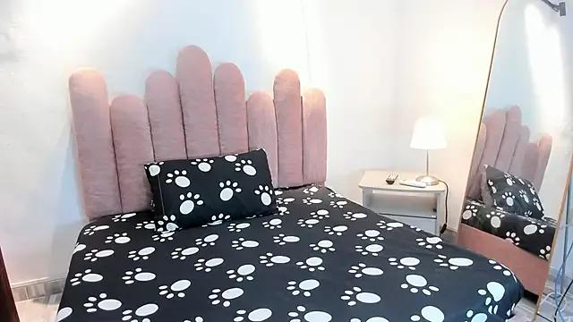 ManelykGonzalez from StripChat is Freechat