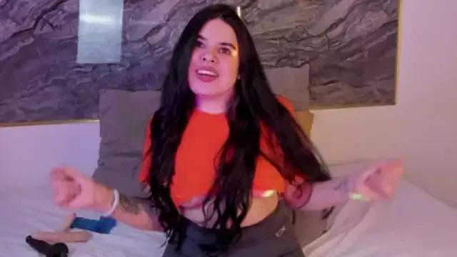 Mannee_ from StripChat