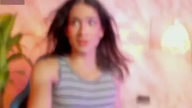 Mara_friendboy699 from StripChat