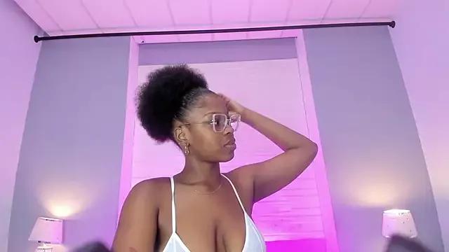 MaraBacker from StripChat is Freechat