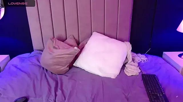 MARAFOX69 from StripChat