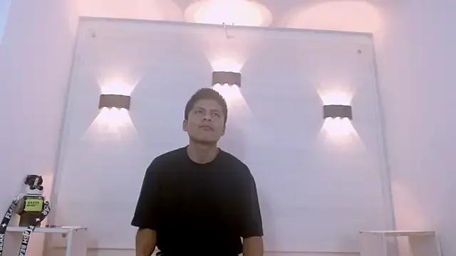 marcus_hans_ from StripChat is Freechat