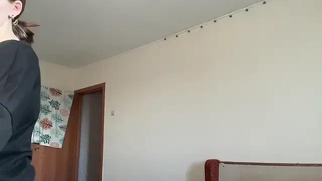 MargarettNewbie from StripChat is Freechat