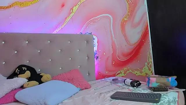 Try our streaming cams variety and talk on a personal level with our adorable girls streamers, showing off their bountiful shapes and dildos.