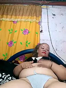 margaritamadura from StripChat is Freechat