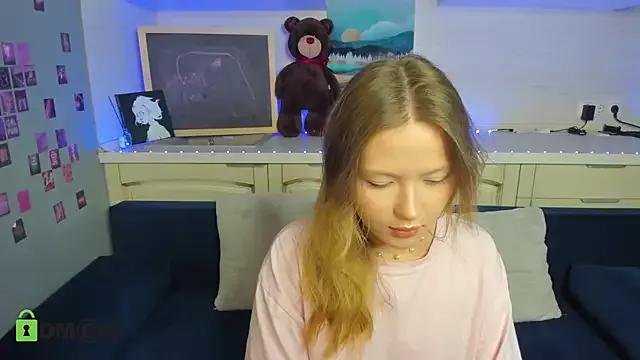 Try our streaming cams variety and talk on a personal level with our adorable girls streamers, showing off their bountiful shapes and dildos.