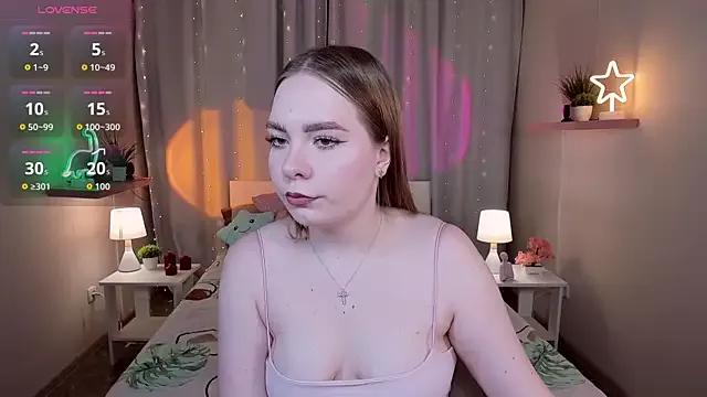 MariaBellows from StripChat is Freechat