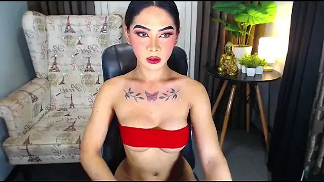 MariaLucyJasminx from StripChat is Freechat