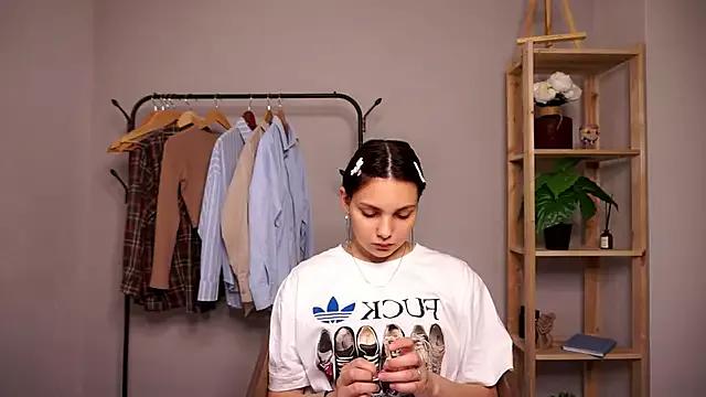 Try our streaming cams variety and talk on a personal level with our adorable girls streamers, showing off their bountiful shapes and dildos.