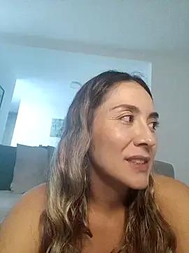 Mariana_gom from StripChat is Freechat