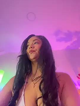 Mariana_Montes from StripChat is Freechat