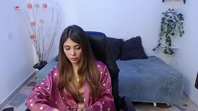 Mariana_Poet from StripChat is Freechat