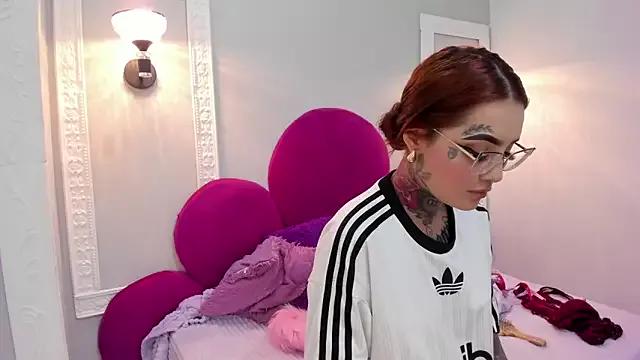 Marilyn_Black125 from StripChat is Freechat