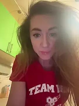 MarinaDiva11_74 from StripChat is Freechat