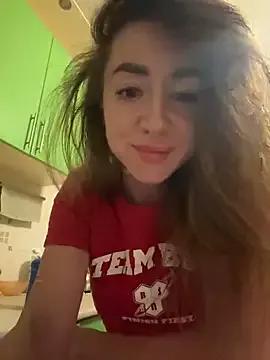 MarinaDiva11_74 from StripChat is Freechat