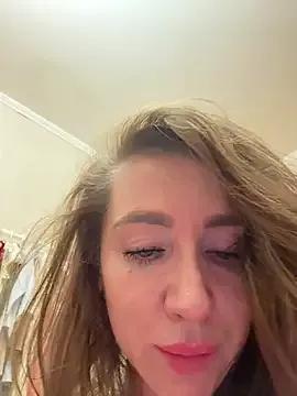 MarinaDiva11_74 from StripChat is Freechat