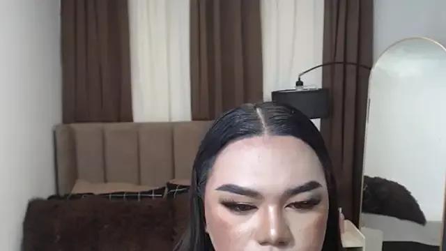 MarinaWolf from StripChat is Freechat