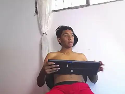 Mark_Hernandez from StripChat is Freechat