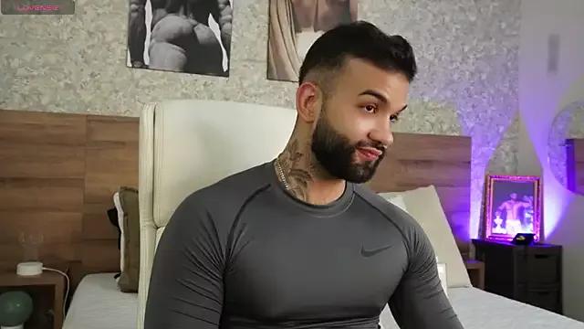 MarkHazze from StripChat is Freechat