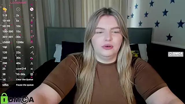 Try our streaming cams variety and talk on a personal level with our adorable girls streamers, showing off their bountiful shapes and dildos.