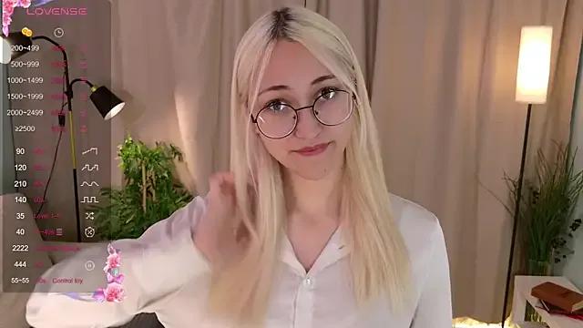 Marry_sharp from StripChat