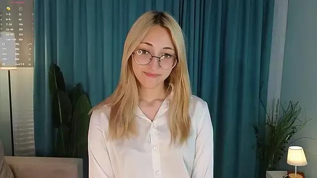Try our streaming cams variety and talk on a personal level with our adorable girls streamers, showing off their bountiful shapes and dildos.