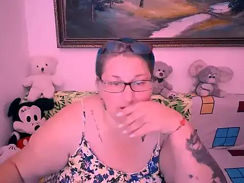 Try our streaming cams variety and talk on a personal level with our adorable girls streamers, showing off their bountiful shapes and dildos.