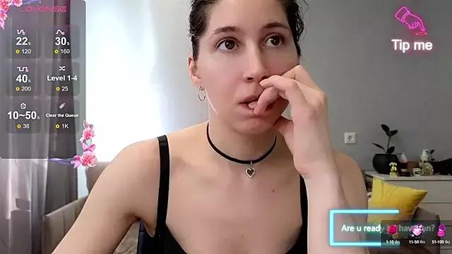 marrycolins from StripChat