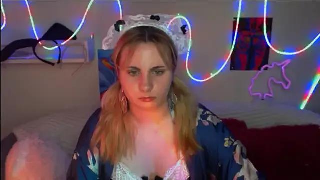 Try our streaming cams variety and talk on a personal level with our adorable girls streamers, showing off their bountiful shapes and dildos.