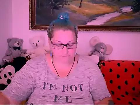Marryllunax from StripChat is Freechat