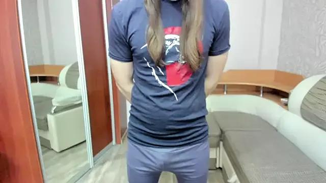 Marrymepls from StripChat