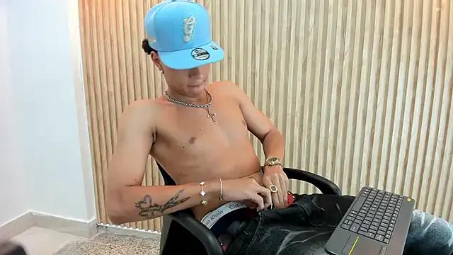 MARSHALL_SPENCER from StripChat is Freechat