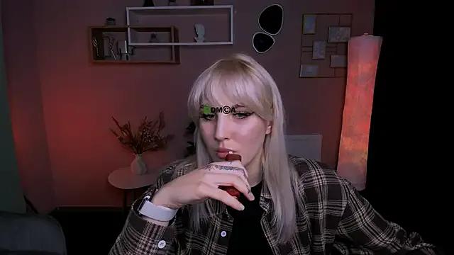 Try our streaming cams variety and talk on a personal level with our adorable girls streamers, showing off their bountiful shapes and dildos.