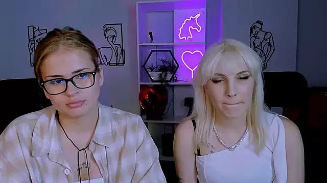Try our streaming cams variety and talk on a personal level with our adorable girls streamers, showing off their bountiful shapes and dildos.